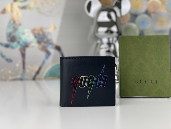 グッチ財布コピー正面デザイン